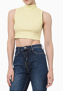 CALVIN KLEIN JEANS BLUSA SEM MANGA GOLA ALTA CROPPED CANELADA LIMA