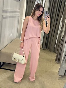 CALÇA VISCOSE COM PREGAS ROSA