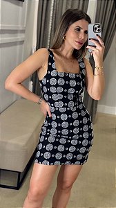 VESTIDO CURTO TUBINHO BORDADO PRETO