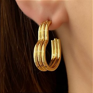 BRINCO ARGOLA CORAÇÃO TRÊS FIOS DOURADO AÇO 316L⭐️