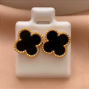 BRINCO TREVO RESINADO BORDA BOLINHAS DOURADO AÇO 316L⭐️