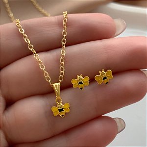 COLAR E BRINCO KIT INFANTIL ABELINHA FOLHEADO A OURO 18K⭐