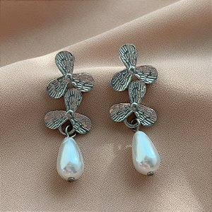 BRINCO ORQUÍDEAS COM PÉROLA PENDENTE AÇO 316L⭐️