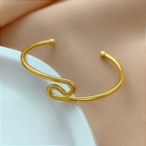 PULSEIRA INFANTIL ARO FIO DETALHE ORGÂNICO FOLHEADO A OURO 18K⭐️