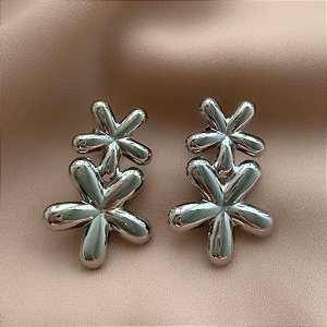 BRINCO FLORES LISAS AÇO 316L⭐️