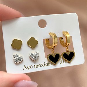 BRINCO KIT CORAÇÃO RESINADO E TREVO LISO AÇO 316L⭐️