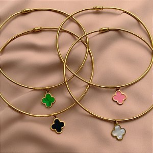 COLAR GARGANTILHA MOLA TREVO RESINADO DOURADO AÇO 316L⭐️