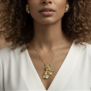 COLAR E BRINCO KIT MEIA FLOR DOURADO AÇO 316L PREMIUM⭐️