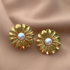 BRINCO GIRASSOL BOTÃO PÉROLA DOURADO AÇO 316L⭐️