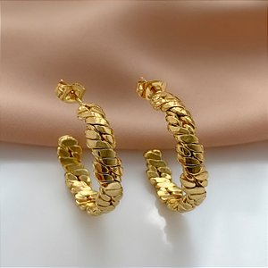 BRINCO ARGOLA DETALHADA DOURADO AÇO 316L⭐️