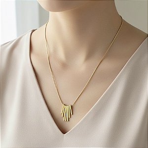 COLAR PALITINHOS VERTICAIS DOURADO AÇO 316L PREMIUM⭐️