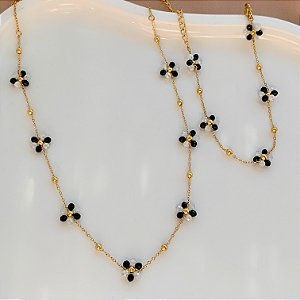 COLAR E PULSEIRA KIT FLORZINHAS CRISTAIS MESCLADAS DOURADO AÇO 316L PREMIUM⭐️