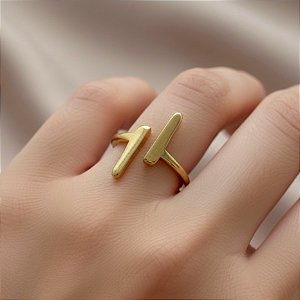 ANEL TRAÇOS VERTICAIS DESALINHADOS DOURADO AÇO 316L PREMIUM⭐️