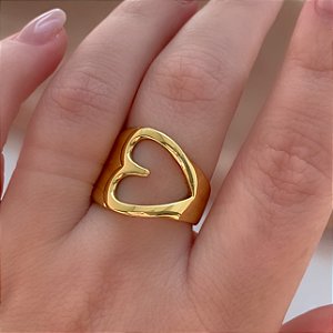 ANEL REGULÁVEL CORAÇÃO VAZADO DOURADO AÇO 316L⭐️