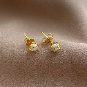 BRINCO PÉROLA DELICADA FOLHEADO A OURO 18K⭐