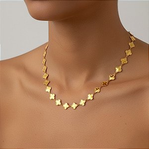 COLAR MINI TREVOS DOURADO AÇO 316L⭐️