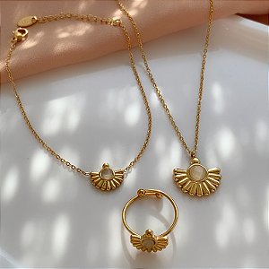 COLAR KIT LEQUE DETALHE PEDRA OLHO DE GATO DOURADO AÇO 316L⭐️