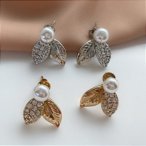 BRINCO FOLHA DESENHADA E ZIRCÔNIAS BIJU