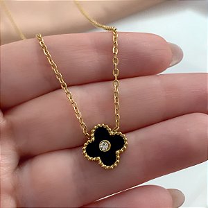 COLAR PINGENTE TREVO ESMALTADO COM ZIRCÔNIA AÇO 316L⭐️