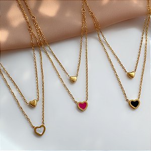COLAR DUPLO MINI CORAÇÃO ESMALTADO DOURADO AÇO 316L⭐️