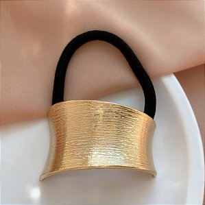 ELÁSTICO HAIR CUFF COM METAL LARGO TEXTURIZADO BIJU