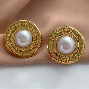 BRINCO ELEGANCE PÉROLA DOURADO AÇO 316L ⭐️