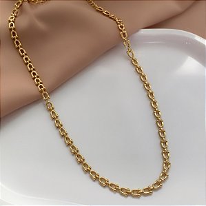 COLAR ELOS FERRADURA DOURADO AÇO 316L⭐️
