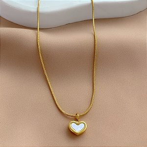 COLAR CORAÇÃO RESINADO DOURADO AÇO 316L⭐️