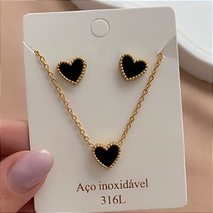 COLAR E BRINCO KIT CORAÇÃO RESINADO DOURADO AÇO 316L⭐️