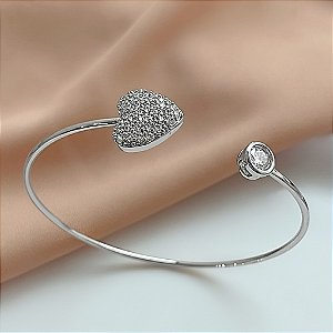 PULSEIRA / BRACELETE CORAÇÃO CRAVEJADO E PONTO DE LUZ PRATEADO BIJU
