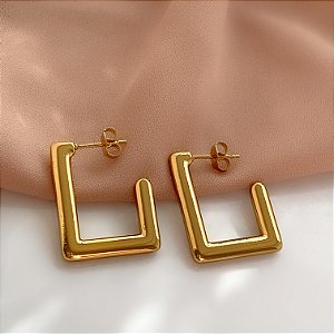 BRINCO ARGOLA QUADRADA TUBO DOURADO AÇO 316L⭐️