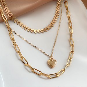 COLAR CORRENTE TRIPLA ESCAMA DE PEIXE E CORAÇÃO CLÁSSICO BIJU