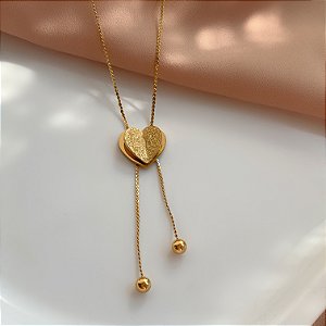 COLAR GRAVATINHA CORAÇÃO TEXTURIZADO DOURADO AÇO 316L⭐️