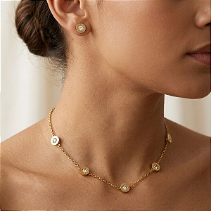 COLAR E BRINCO KIT PONTOS DE LUZ BORDA NÚMEROS ROMANOS DOURADO AÇO 316L⭐️