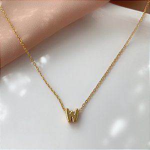 COLAR PINGENTE LETRA DELICADA N-W DOURADO AÇO 316L⭐️