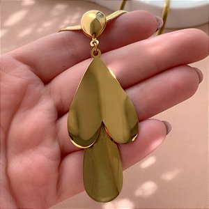 COLAR FITA FINA PINGENTE CORAÇÃO E GOTA DOURADO AÇO 316L⭐️