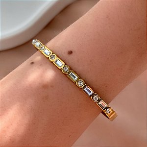 PULSEIRA / BRACELETE PEDRAS ZIRCÔNIAS RETANGULARES E REDONDAS DOURADO AÇO 316L⭐️