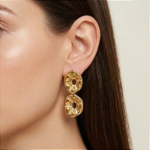 BRINCO CHAPINHAS OVAIS MARTELADAS DOURADO AÇO 316L⭐️