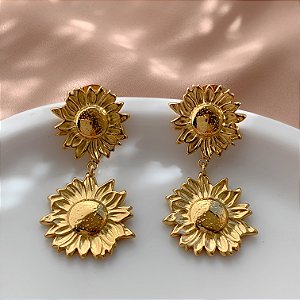 BRINCO GIRASSÓIS DOURADO AÇO 316L⭐️