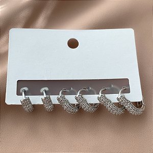 BRINCO KIT ARGOLAS DE CORAÇÃO CRAVEJADAS ZIRCÔNIAS BIJU