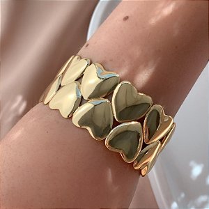 PULSEIRA/BRACELETE LARGO CORAÇÕES DOURADO AÇO 316L⭐️