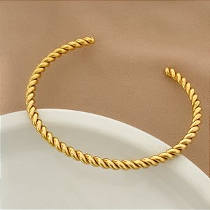 PULSEIRA/ BRACELETE FIO TORCIDO DOURADO AÇO 316L⭐️