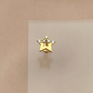 PIERCING TRÁGUS / CARTILAGEM ESTRELA METADE LISA E METADE ZIRCÔNIAS 6MM HASTE AÇO 316L FOLHEADO A OURO 18K SEMIJOIA PARA ATUALIZAÇÃO⭐️