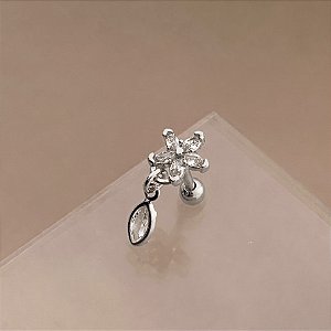 PIERCING TRÁGUS / CARTILAGEM FLOR PINGENTE ZIRCÔNIAS 6MM HASTE AÇO 316L FOLHEADO A RÓDIO SEMIJOIA PARA ATUALIZAÇÃO⭐️