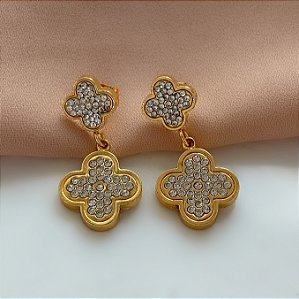 BRINCO TREVOS CRAVEJADOS COM ZIRCÔNIAS DOURADO AÇO 316L⭐️