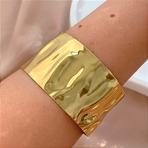 PULSEIRA/BRACELETE LARGO MARTELADO DOURADO AÇO 316L⭐️