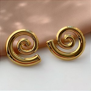 BRINCO CARACOL DOURADO AÇO 316L⭐️