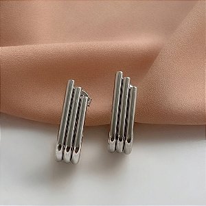 BRINCO TRÊS FIOS BOLEADOS ASSIMÉTRICOS AÇO 316L⭐️