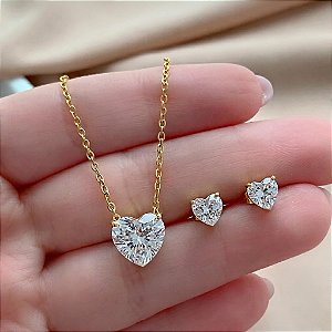 COLAR E BRINCO KIT CORAÇÃO ZIRCÔNIA DOURADO AÇO 316L⭐️