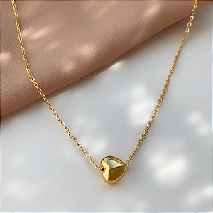 COLAR MINI CORAÇÃO DE LADO DOURADO AÇO 316L⭐️
